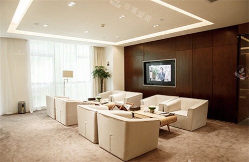 昆明藝星醫(yī)療美容醫(yī)院等待環(huán)境