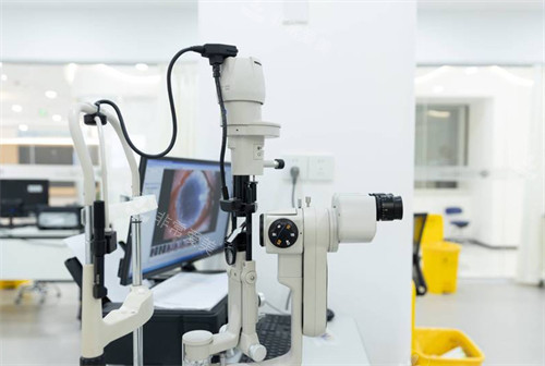 郑州奥弗克眼科视力检查