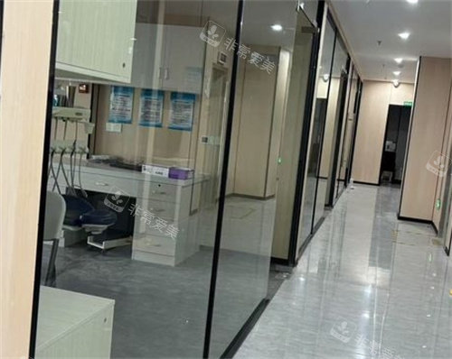 上饶牙博仕口腔医院走廊环境