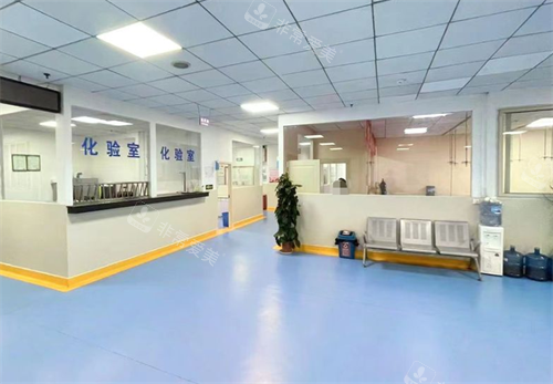 贵阳西部医院私密科大厅处