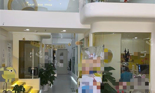 天津爱芽堡口腔大厅环境