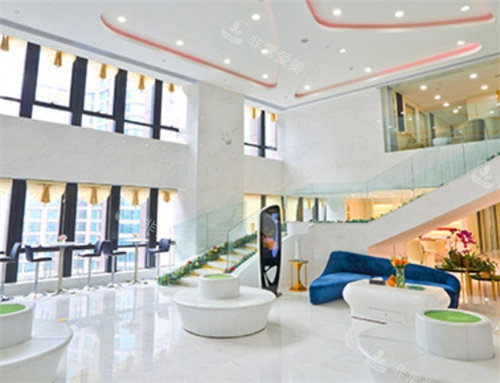 廣州華美醫(yī)療美容等候區(qū)環(huán)境