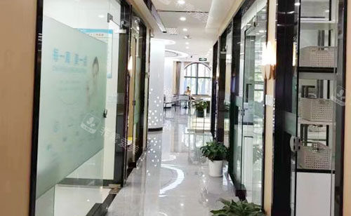 武汉海贝口腔走廊环境实拍