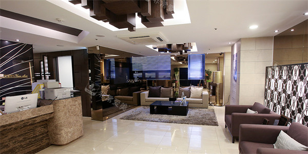 韩国Yaan皮肤科大厅一览