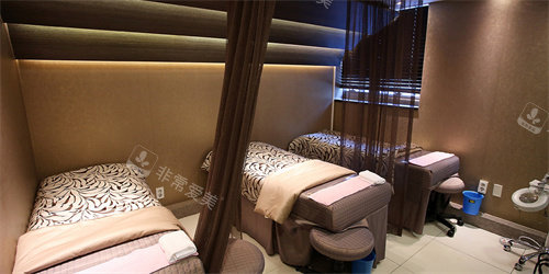 韩国yaan皮肤科治疗室