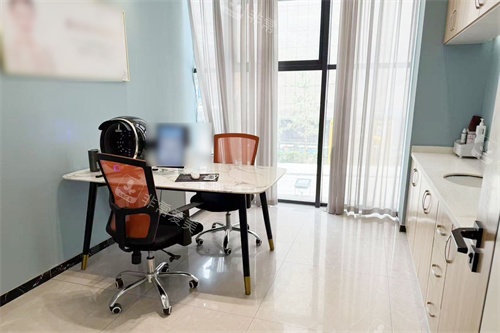 蘭州臻韓美學(xué)醫(yī)美容面診室