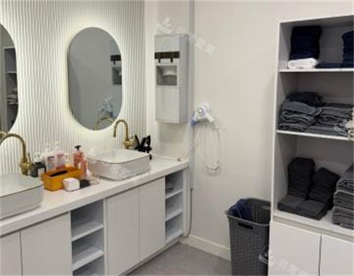 韩国JD新负二楼洗漱区