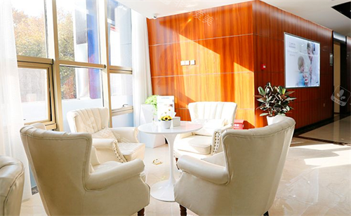 南京金铂利口腔休息区