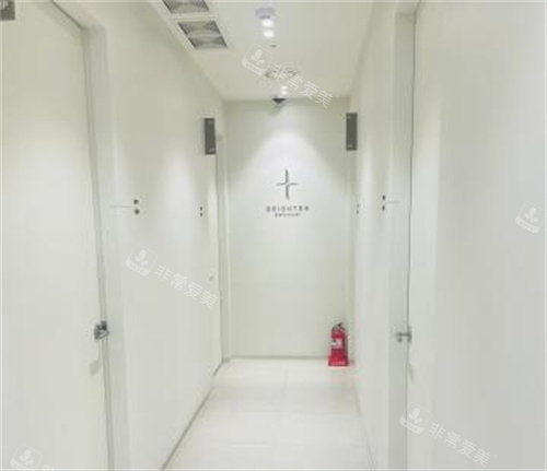 韩国BTN皮肤科走廊环境 韩国BTN皮肤科走廊环境