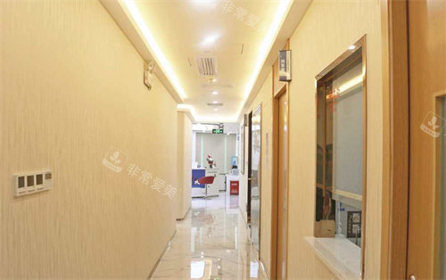 深圳星荟丽格医疗美容内部走廊