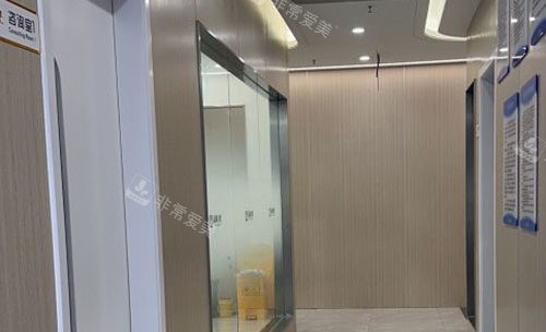 舟山益雅口腔走廊环境图