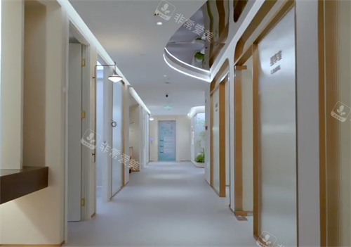 昆明卓星医疗美容医院走廊