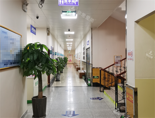 哈尔滨东江医院私密科走廊