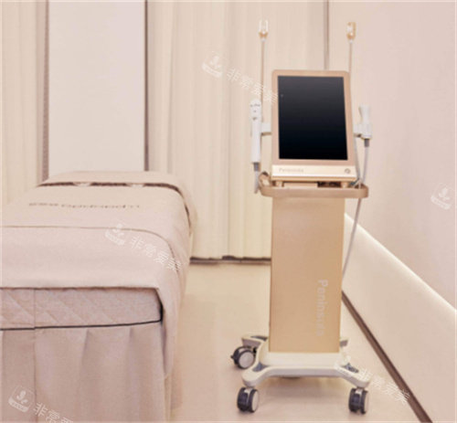 杭州幼泡泡医疗美容郭鸿强医生靠谱吗？主治主诊资质，擅长轮廓注射与眼鼻局麻手术揭秘