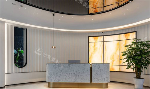 昆明悦之美医疗美容导医台