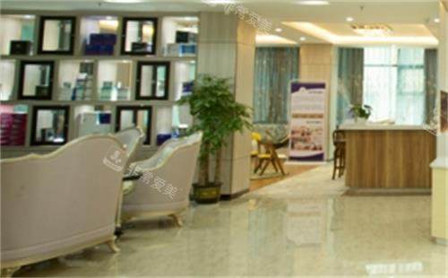 深圳军科整形医院前台大厅