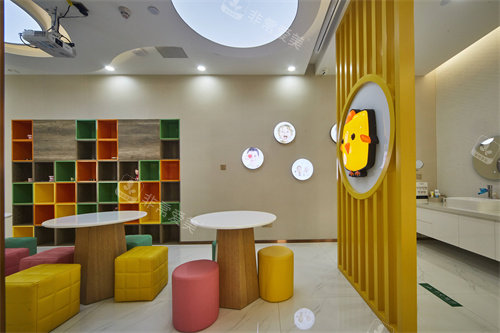 宁波恒美口腔慈城店儿童游乐区环境