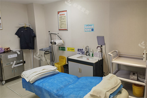 北京芙洛美整形皮肤科