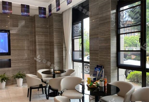 宁波大麦植发医院等候区