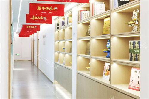 衢州蓝芽口腔走廊展示区