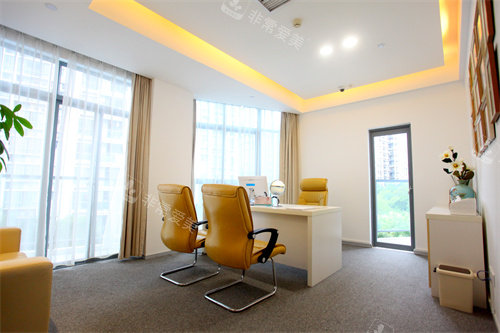 南宁爱思特整形面诊商谈区