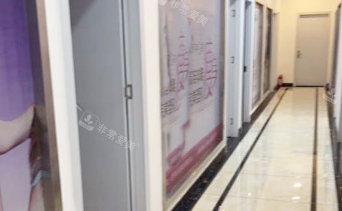 安顺利美康医疗美容走廊环境图 安顺利美康医疗美容走廊环境图