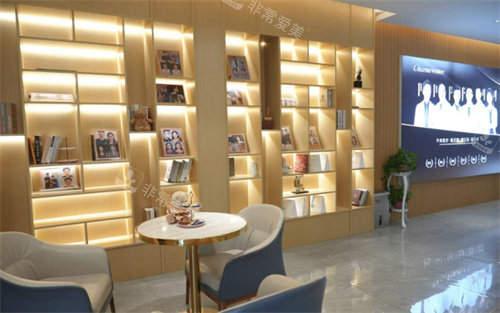 郑州芊美整形大厅