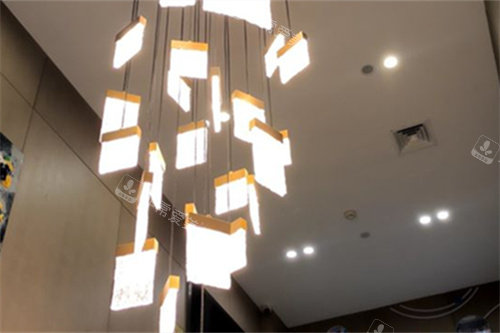 北京岩之畔医巢医疗美容装饰