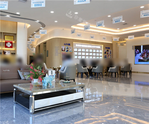 郑州中诺口腔医院花园路大厅 