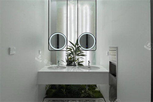 潍坊中科牙谷口腔洗漱区