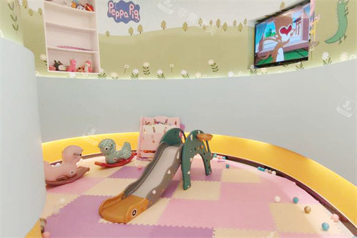 柳州中瑞口腔儿童游乐区