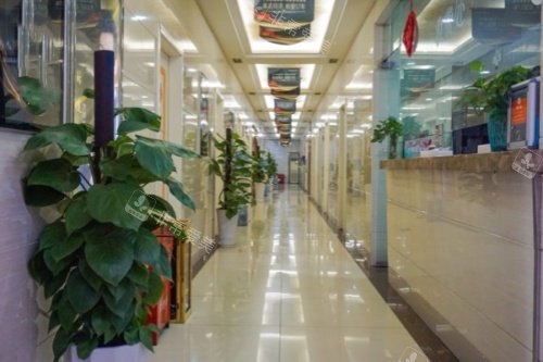 无锡同舟医疗美容医院走廊