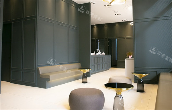 韩国she‘s heal医院等候区一角