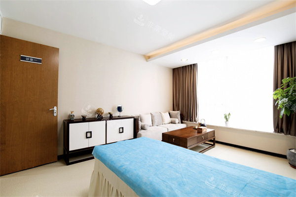 北京董先生医疗美容治疗室环境