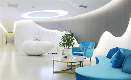 北京小忠丽格轻医美前台