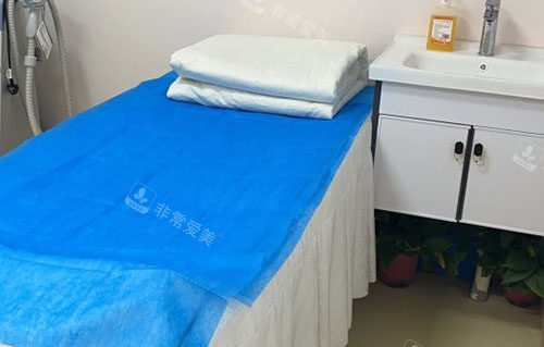 临沂卫康整形美容皮肤护理室