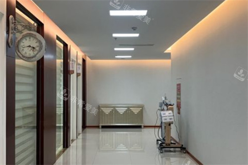 临沂微整美容口腔医院走廊环境图