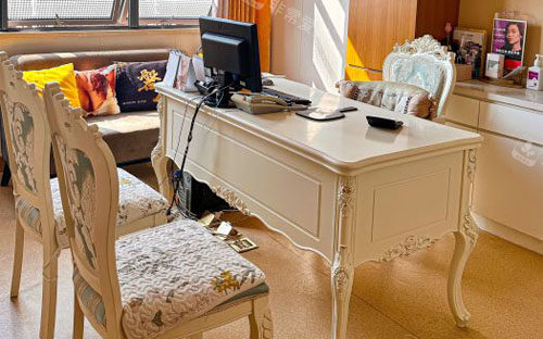 合肥华美整形医院如何预约？官网/微信双通道锁档期，到院送免费鼻部设计！