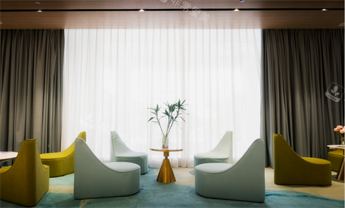 南宁亚太医疗美容医院休息区