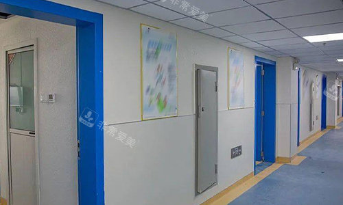 北京广济医院走廊