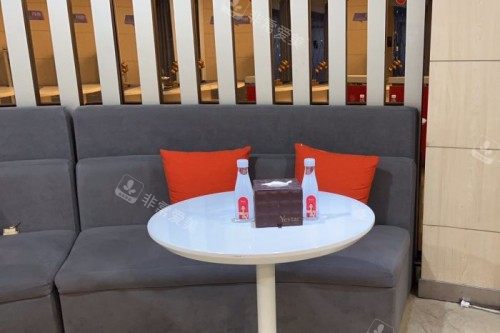 长沙艺星整形等待区