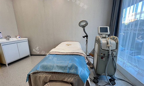 广州家庭医生医院皮肤诊疗室