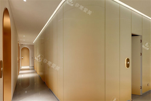 郑州轻零医疗美容走廊环境