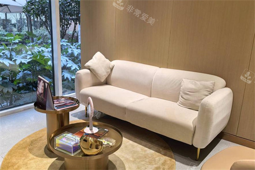 郑州轻零医疗美容休息区