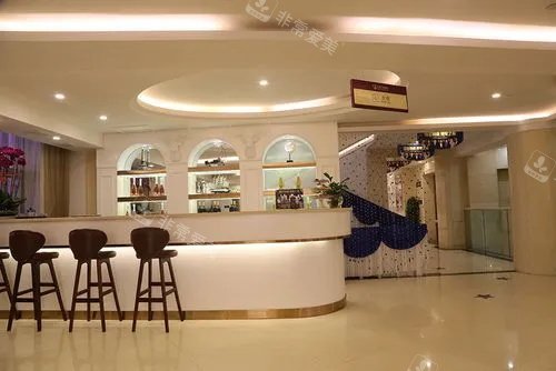 拉萨维多利亚整形服务台