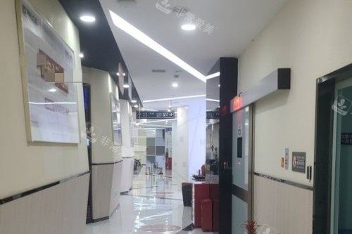 重庆牙博士口腔走廊环境