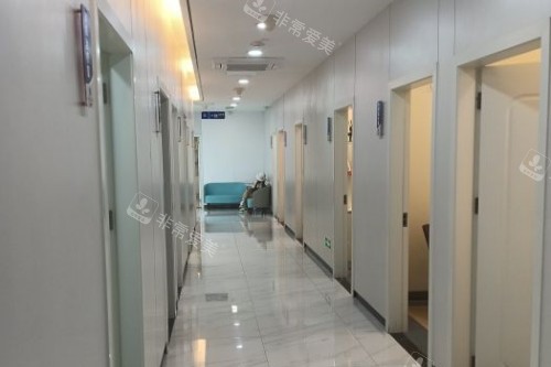 广州荔医医疗美容医院走廊