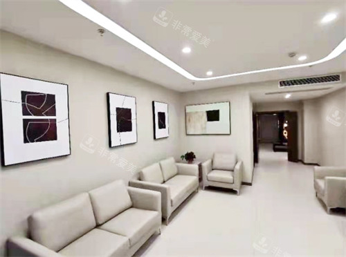 成都現(xiàn)代整形高新區(qū)休息區(qū)環(huán)境一覽圖