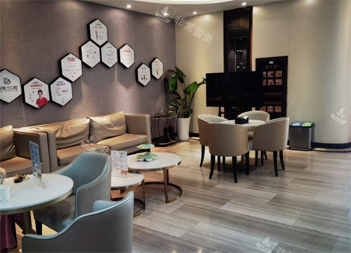 苏州牙博士口腔吴中区店内景图