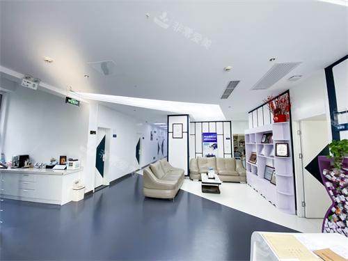 北京小忠丽格京顺医美2楼